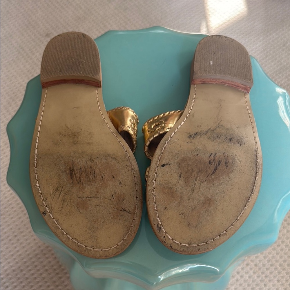 Jack Rogers original sandals gold size 8W - Picture 2 of 3